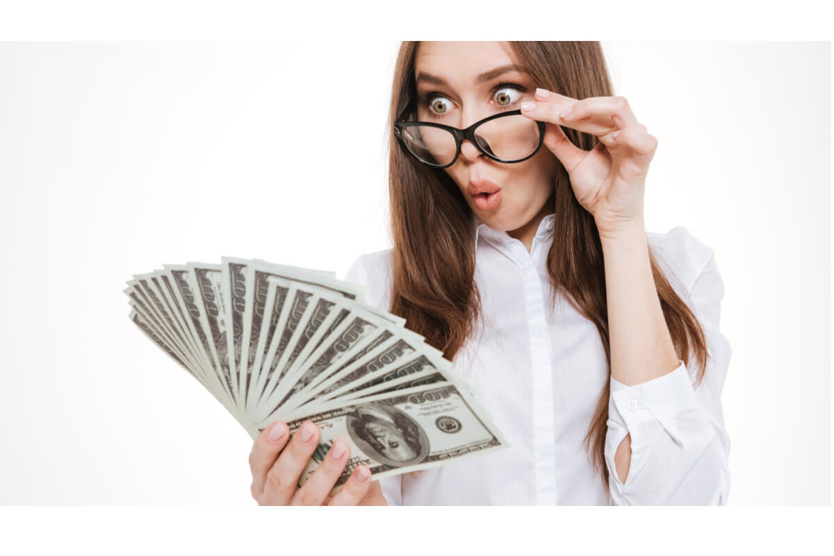 Sprzedaż rękodzieła i biżuterii przez platformy internetowe